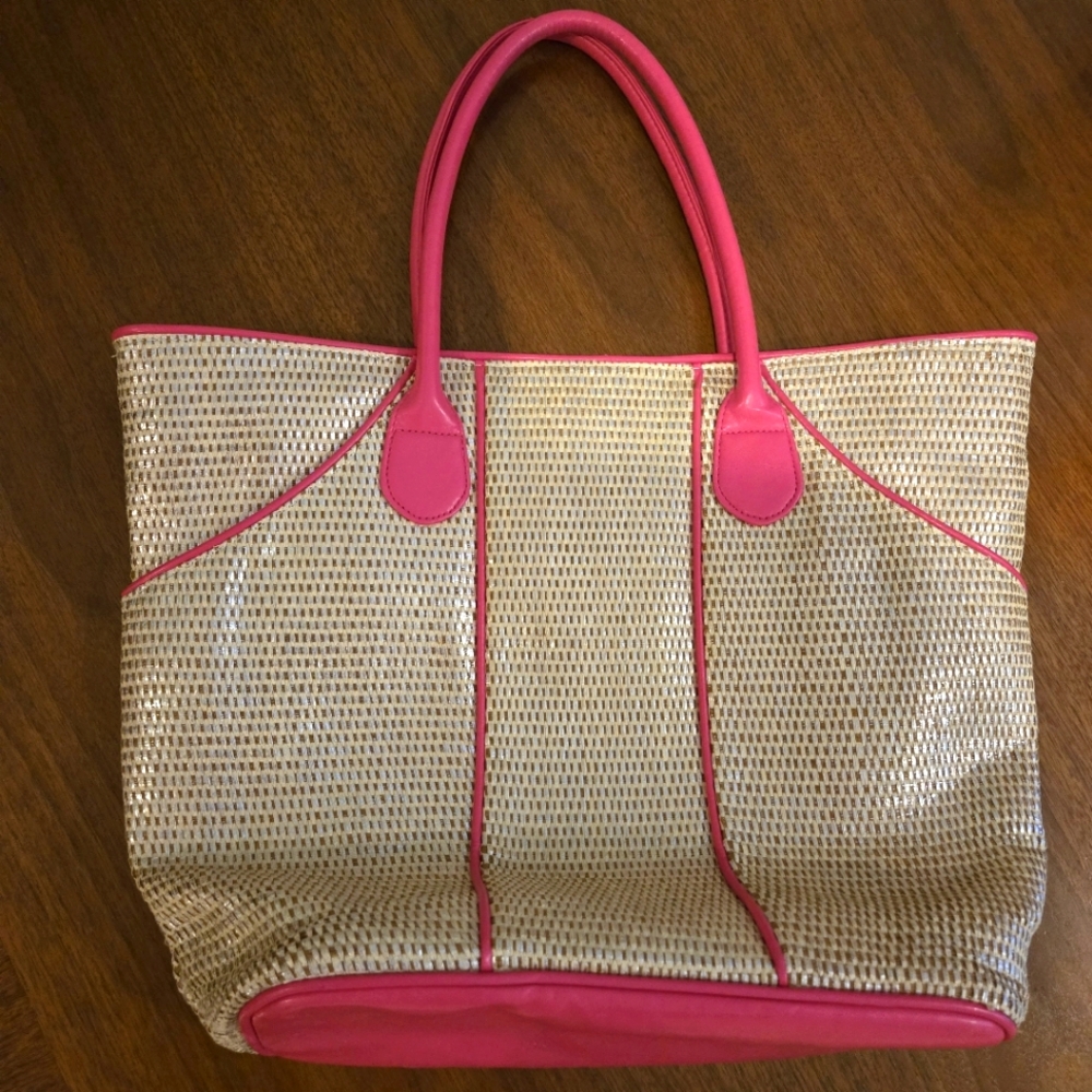 Beachy Shimmer Tote Bag with Hot Pink Accents – Almost New!